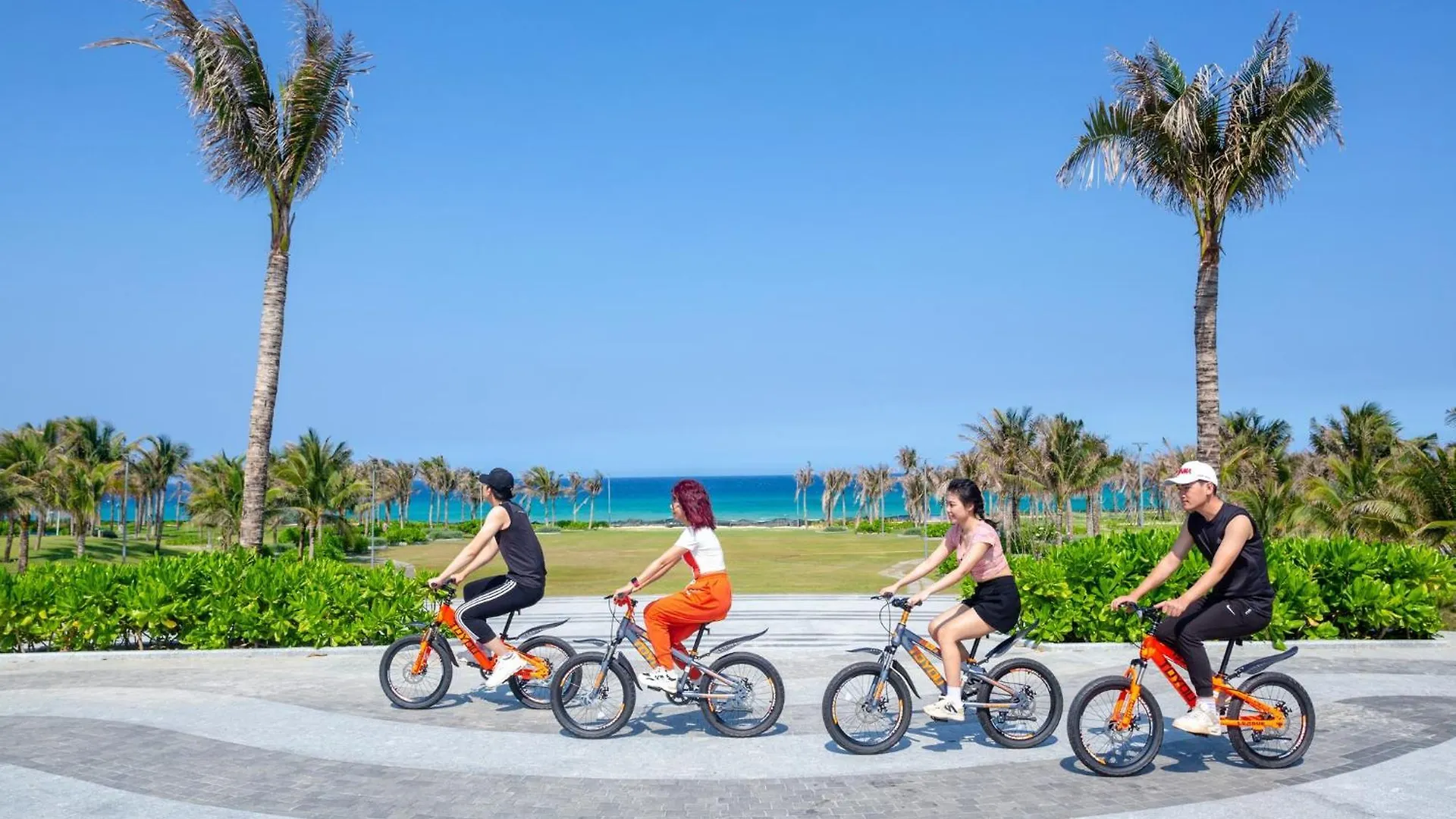 Condotel Arena Beach Near The Airport Thon Hoa Da Apartment
